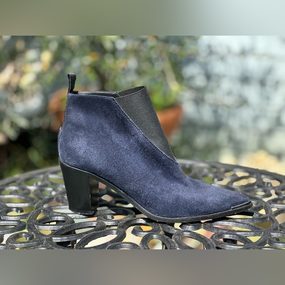 Acne Studios — Suede Grosgrain Trim Boots - Picture 2 of 7